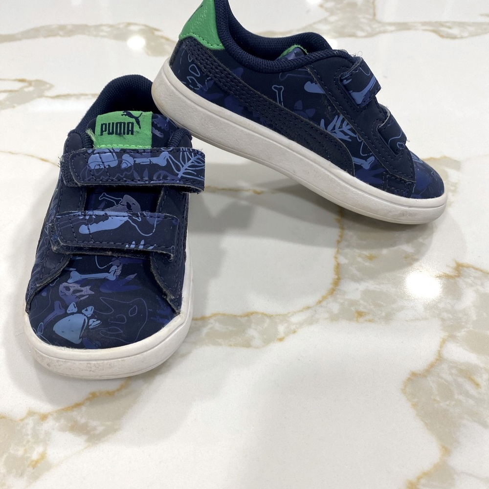 Puma toddler sneakers